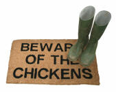 Pass opp for kyllingens dørmatte med gummistøvler